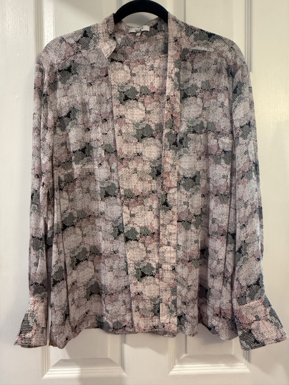 Reiss Floral Print Button-Front Blouse in Black, Gray, White, Pink
